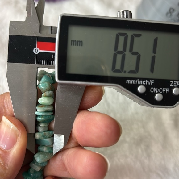 NEW Natural Amazonite Chip Stretch Bracelet - Picture 6 of 6